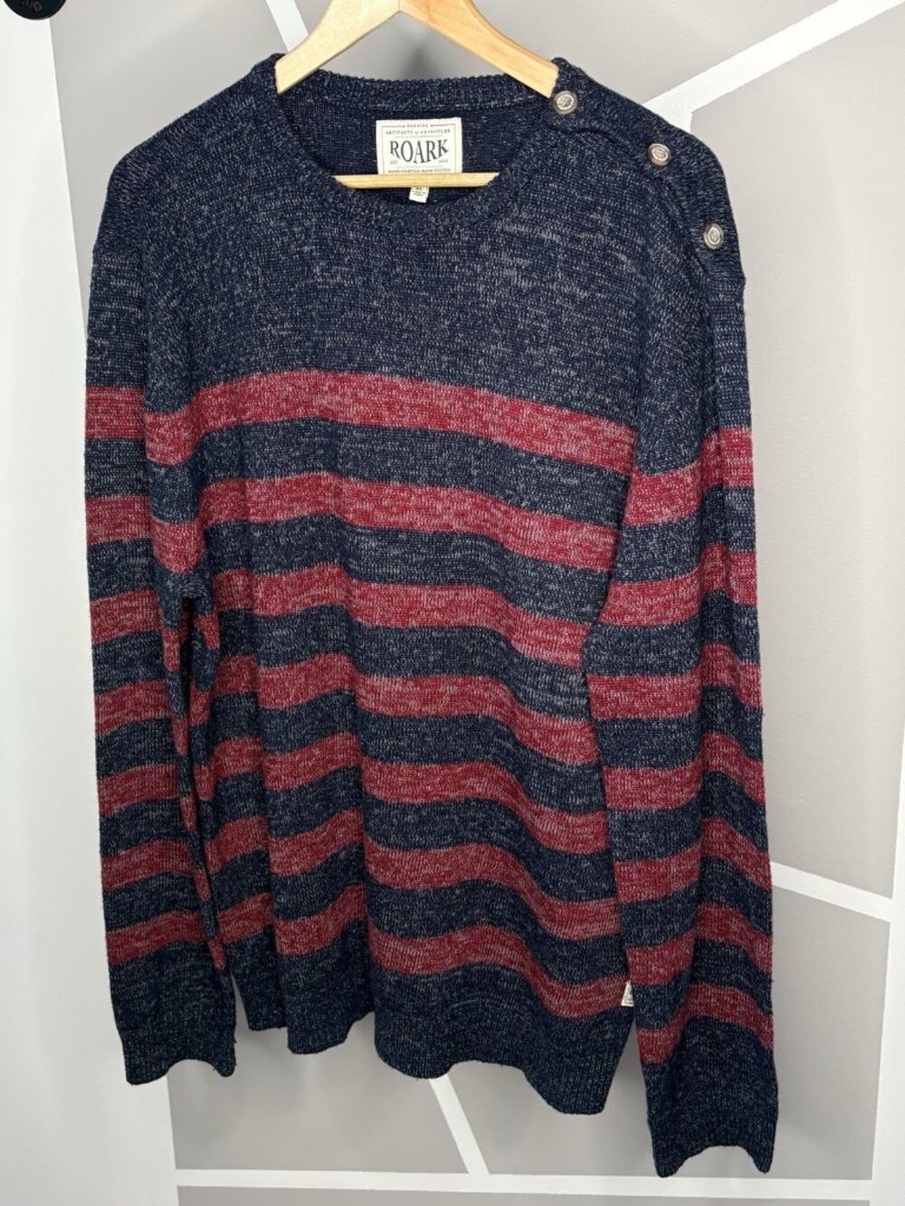 Roark Men's XL Red Striped Grey Knit Long Sleeve Pullover Crew Neck Sweater